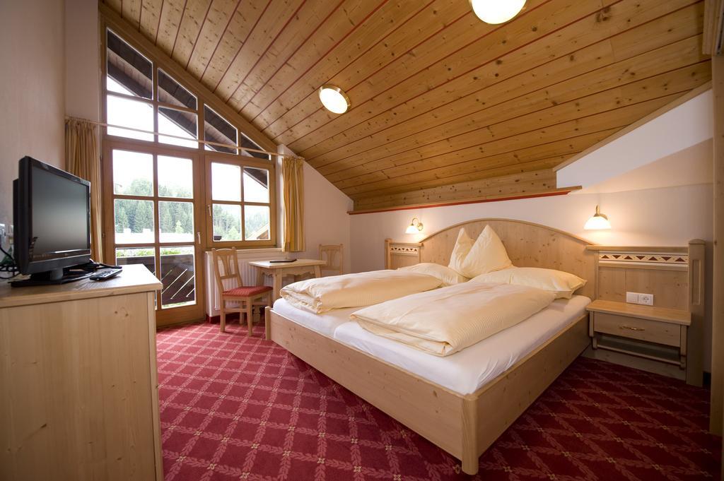 Hotel Bischofsmuetze Filzmoos Δωμάτιο φωτογραφία
